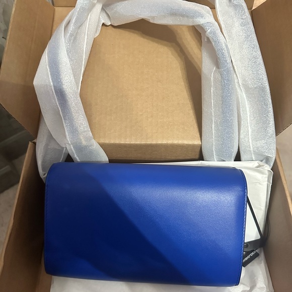 Dolce&Gabbana DG Millennials Small Crossbody Bag - Picture 6 of 6